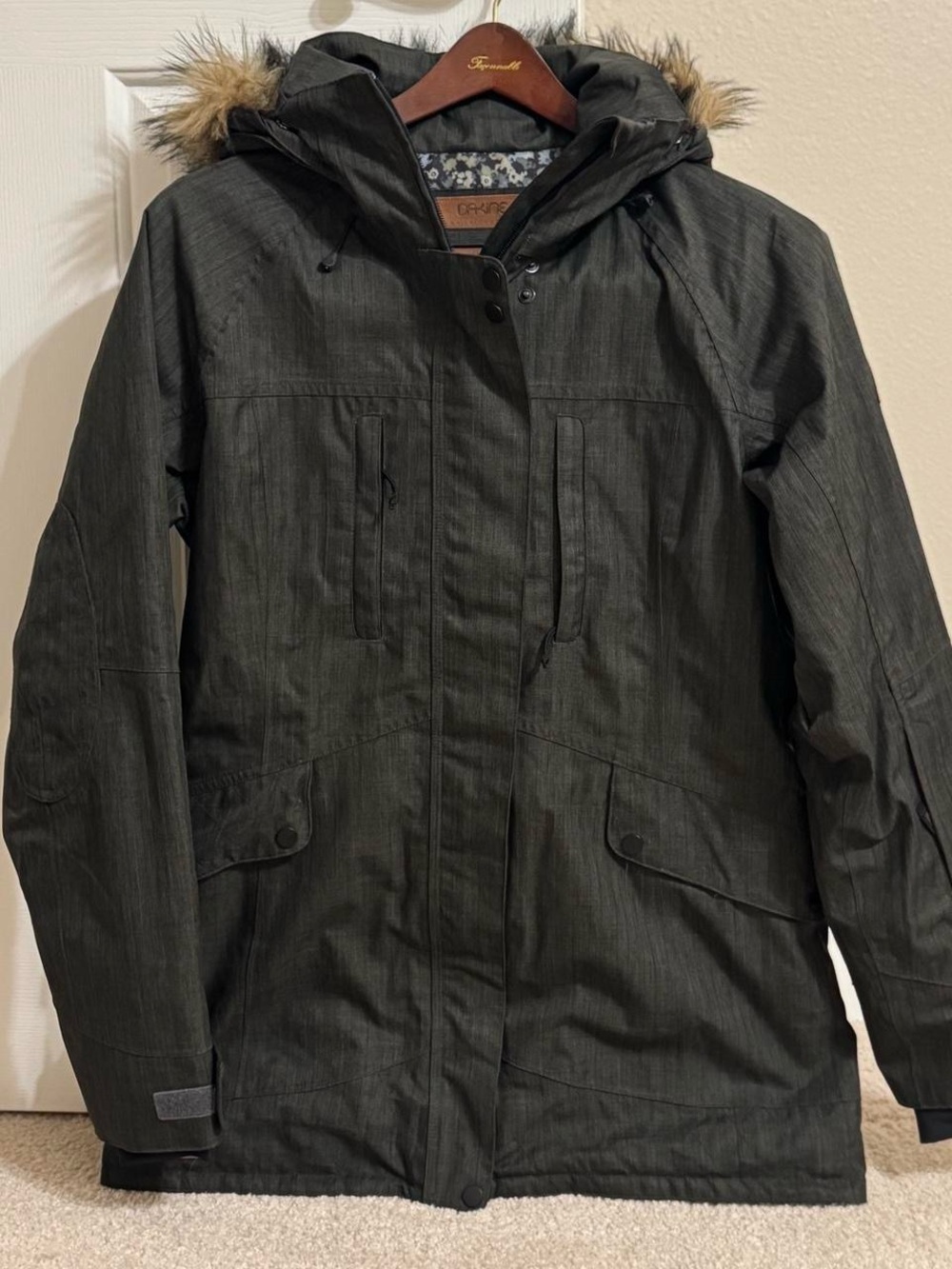 Dakine Dark Charcoal Women's Hooded Ski Jacket with Faux Fur Trim